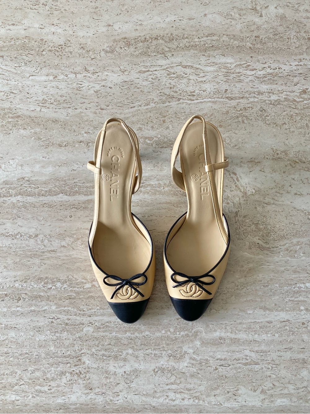 Vintage Chanel CC Bow Cap Toe Slingback Heels